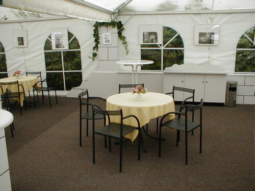 Burg Jagsthausen Dekomauern, Zelt, Sthle, Tische, Bar, Khltheken uvm.