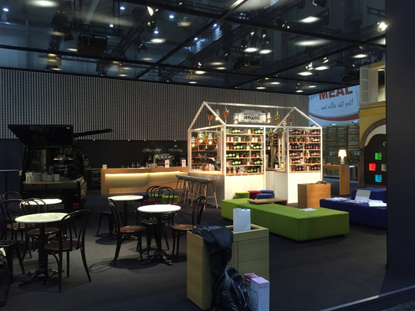 Doppelstockmessestand Dallmayr mit Teehaus ca. 230m